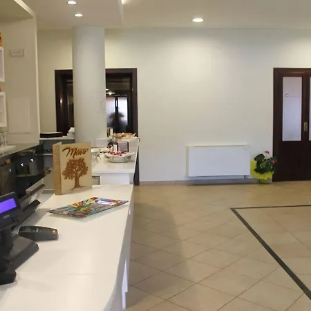 Aparthotel La Giurranda Country *