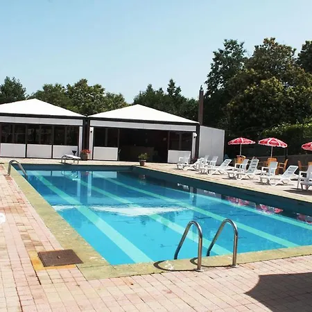 Aparthotel La Giurranda Country