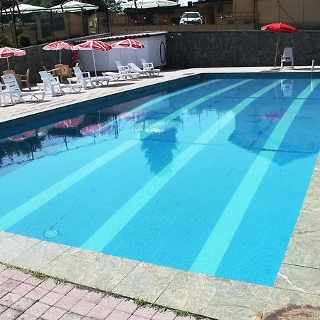 La Giurranda Country Aparthotel Platania
