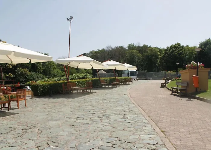 Aparthotel La Giurranda Country